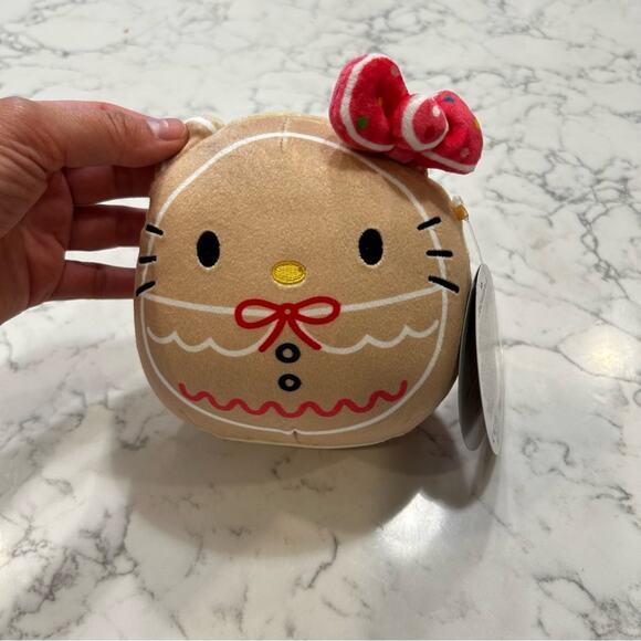 NWT Squishmallows Sanrio Hello Kitty Gingerbread Cookie - Picture 1 of 7